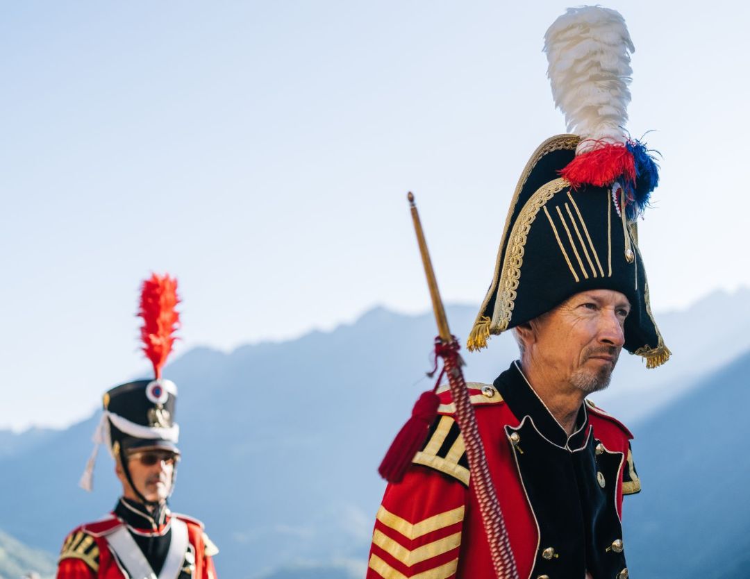 Les Milices de Leontica en défilé, gardiennes d’une tradition séculaire