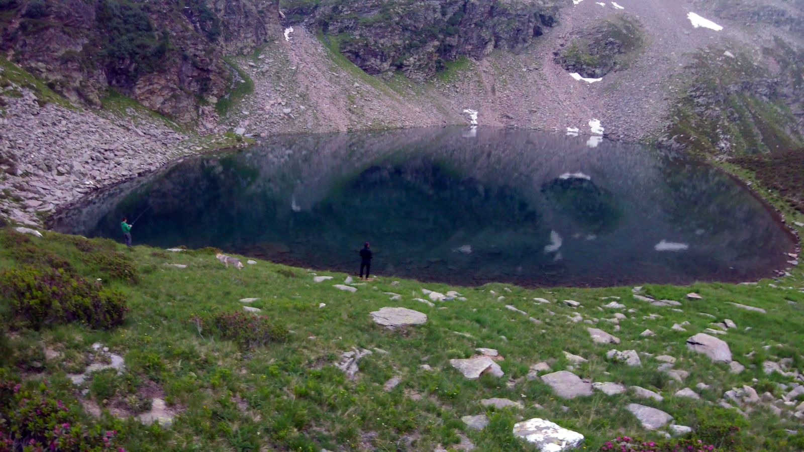 Un lac alpin pour vous