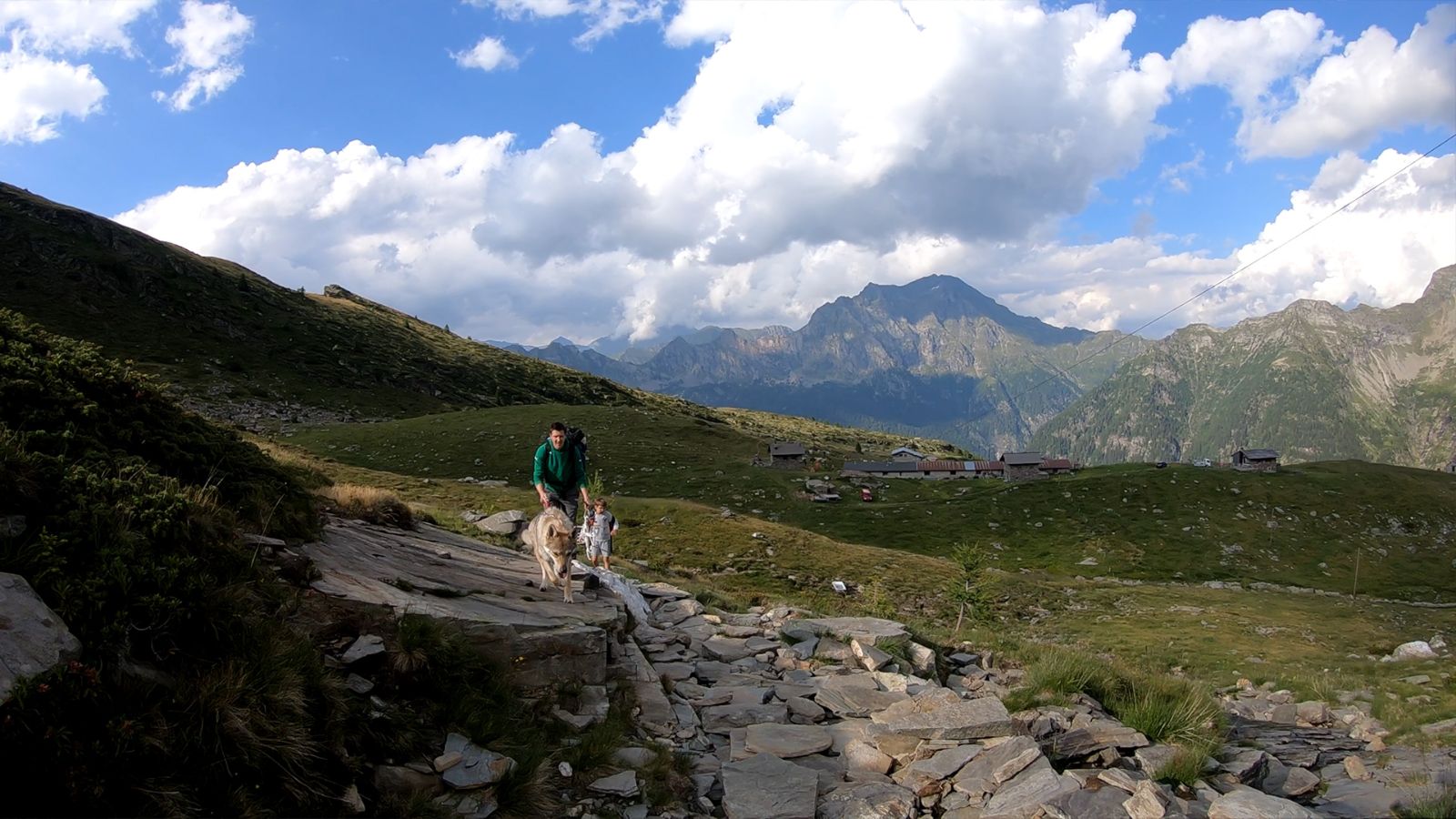 En marche au-dessus de Biasca