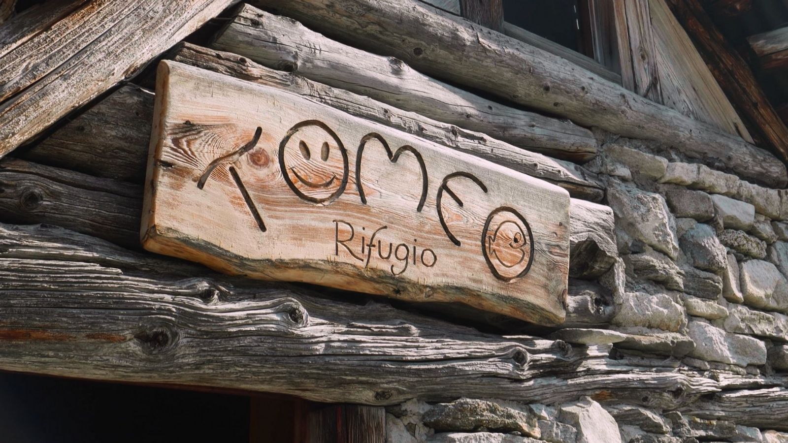 Capanna Tomeo, Val de Tomeo