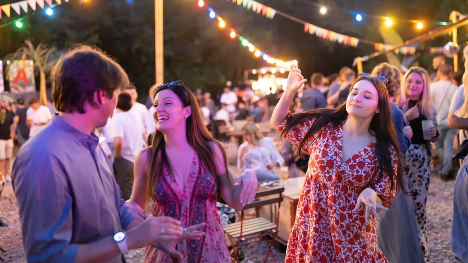 Musica, luci e danza sotto le stelle a La Soleggiata, cave di Arzo