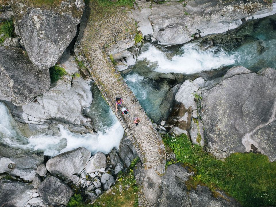 Val Calnègia, Val Bavona